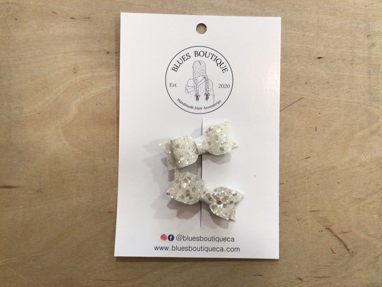 Micro Pigtail Bows by Blues Boutique