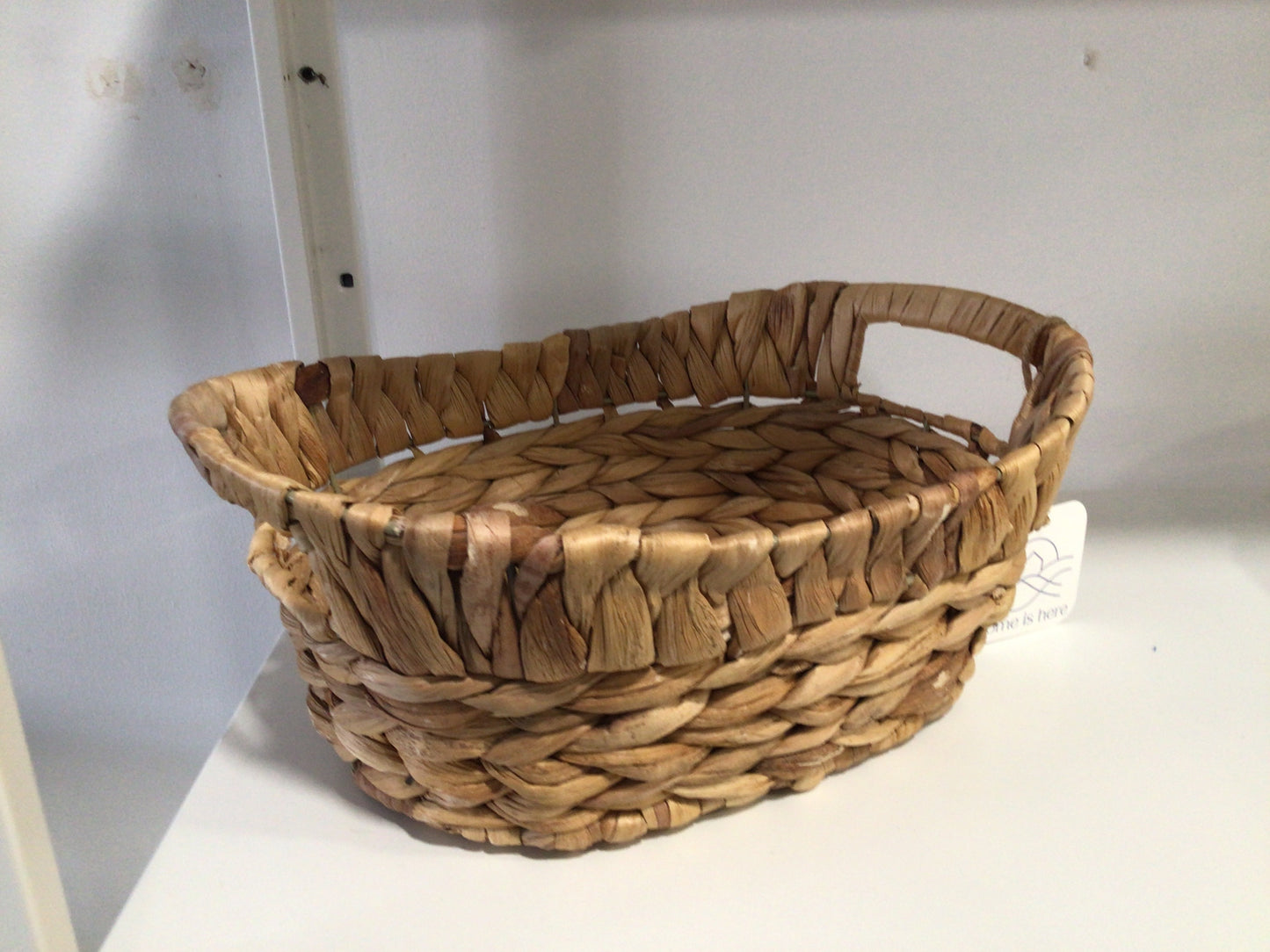 Oval Wicker Basket w/ Handles Medium