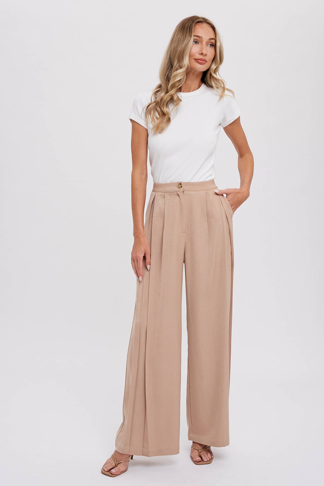 PINTUCK WIDE LEG PANTS