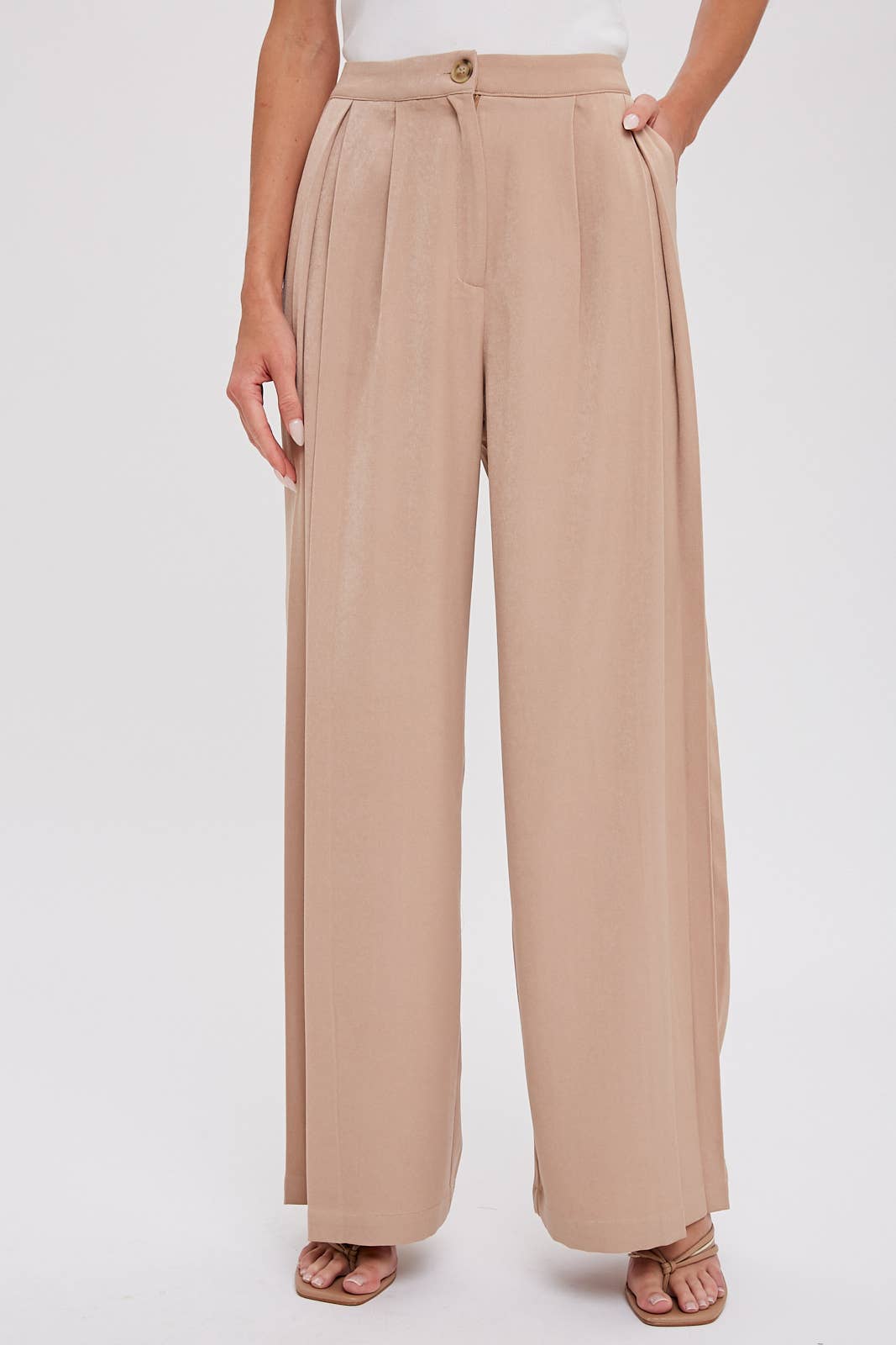 PINTUCK WIDE LEG PANTS