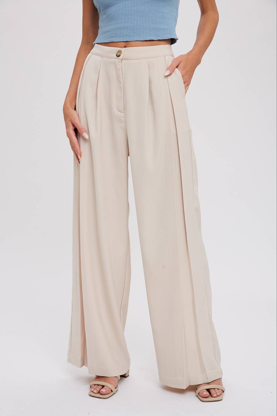 PINTUCK WIDE LEG PANTS