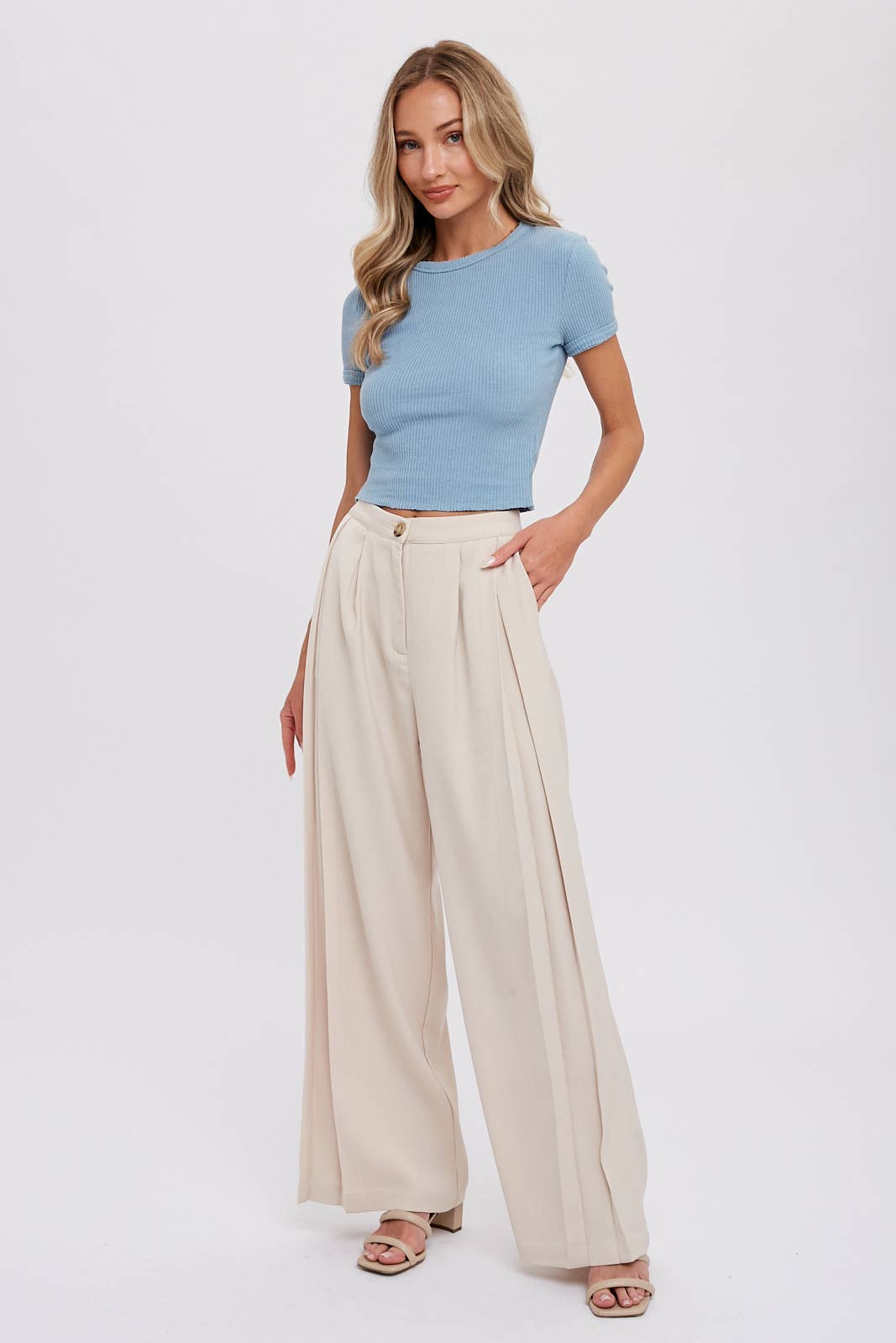 PINTUCK WIDE LEG PANTS