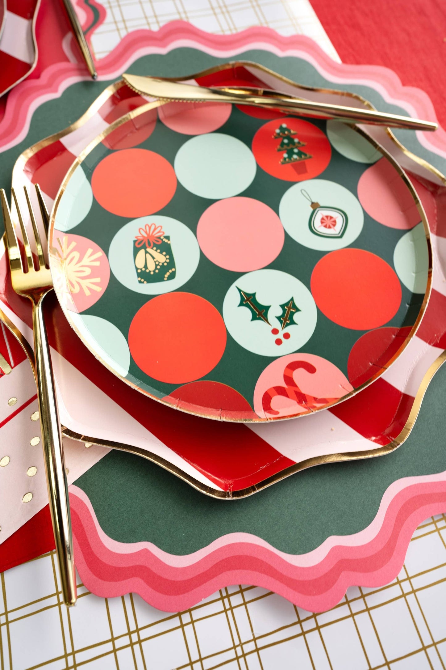 Holiday Stripes Dinner Paper Plates