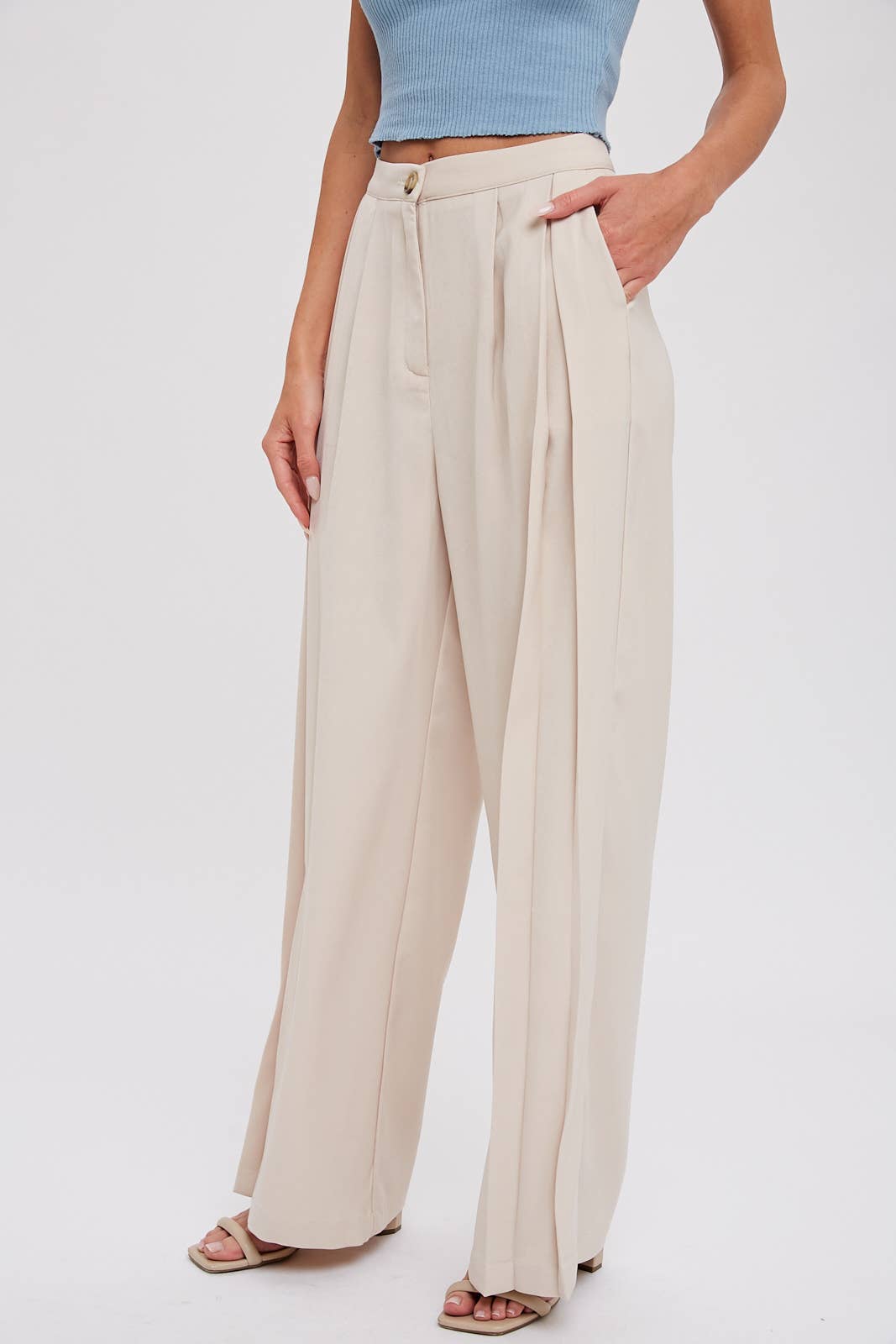 PINTUCK WIDE LEG PANTS