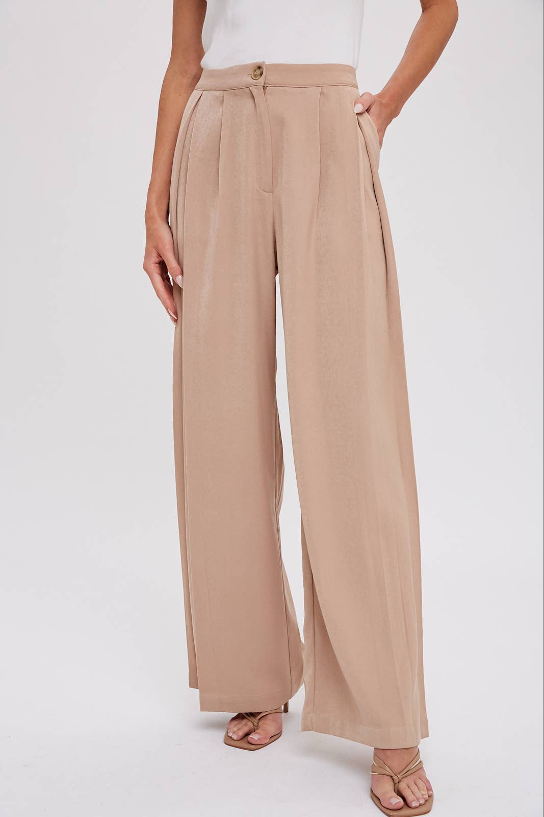 PINTUCK WIDE LEG PANTS